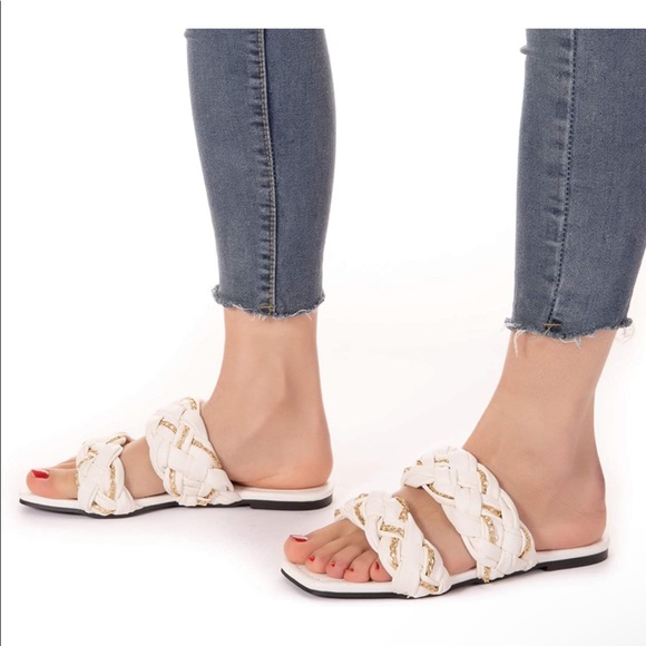 Like NEW fashion nova leather braided gold chain sandals - Picture 1 of 3